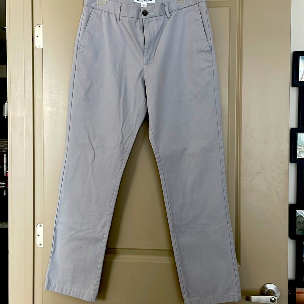 Men’s slacks, Amazon Essentials, light blue, 33” waist x 32” length (33x32)